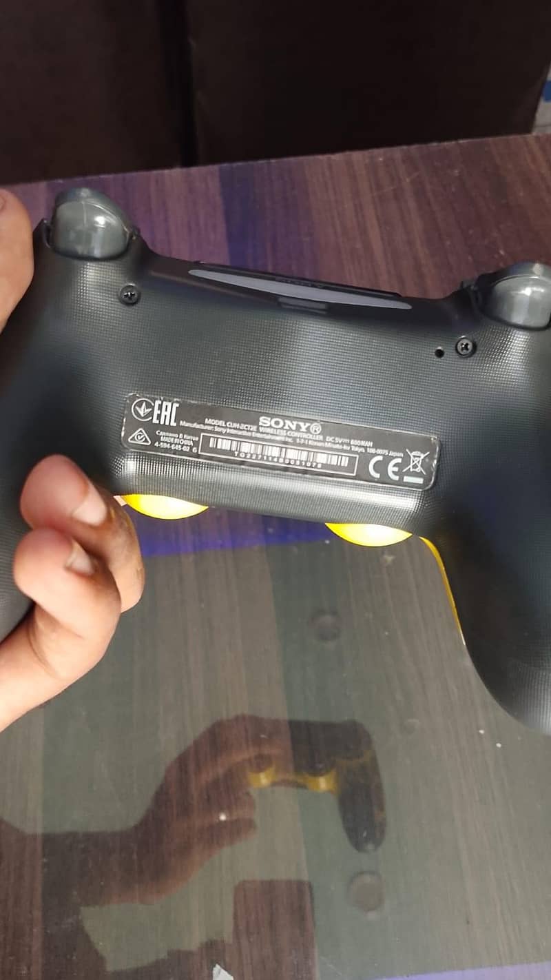 ps4 copy controllers used 3 controllers 3