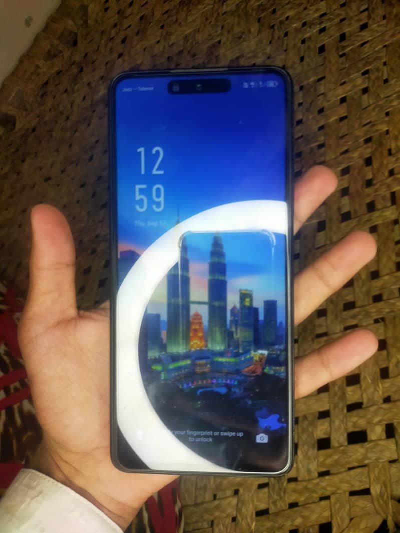 Infinix Note 30 1