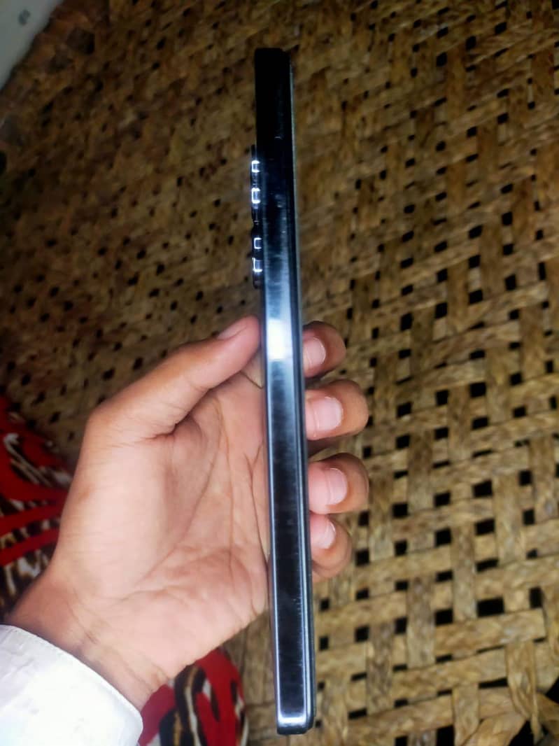 Infinix Note 30 5