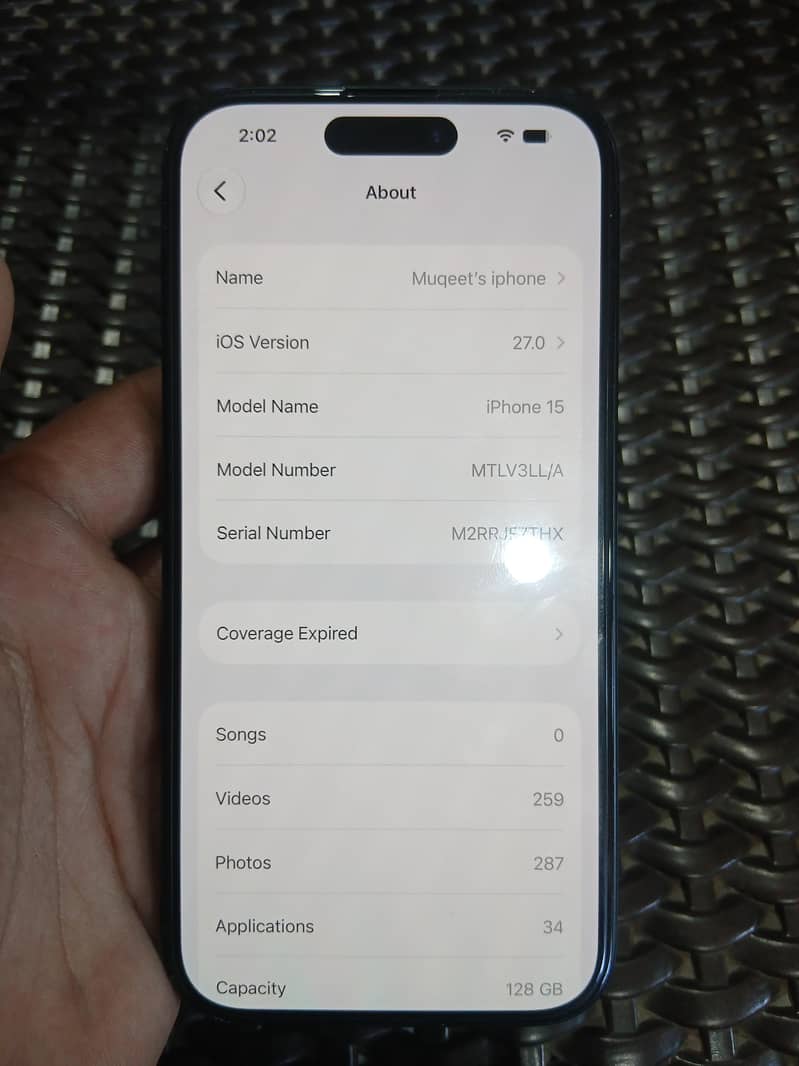 Apple iPhone 15 4