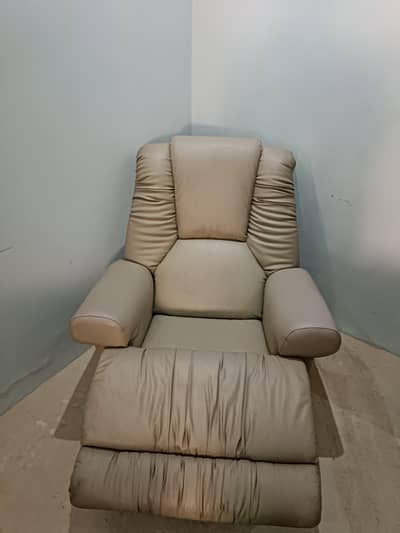 Recliner chair