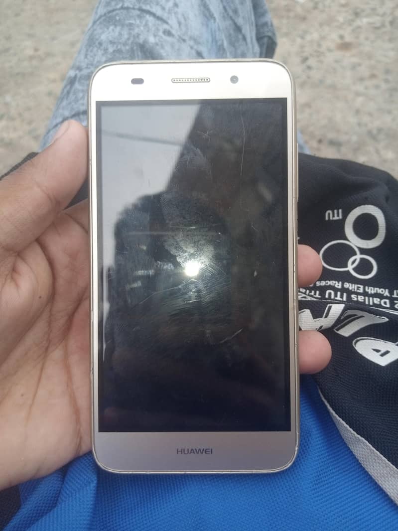 Huawei Y3 0