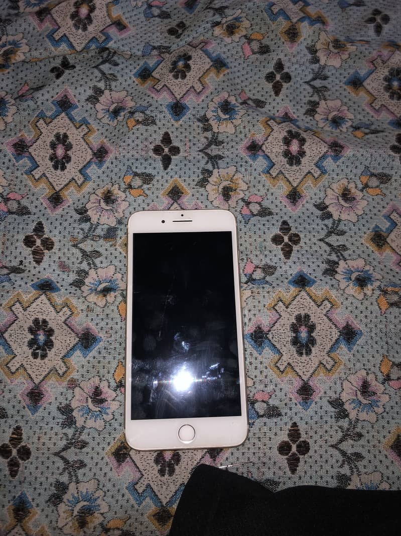Apple iPhone 7 Plus 4
