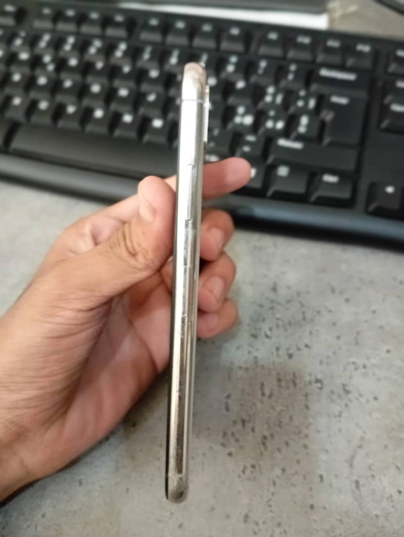 Apple iPhone X 1