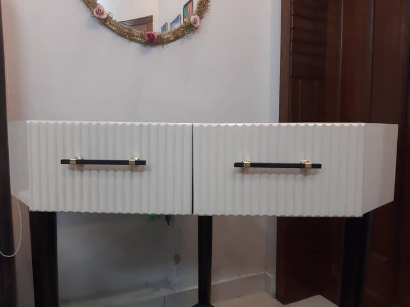 Corner Dressing table 4