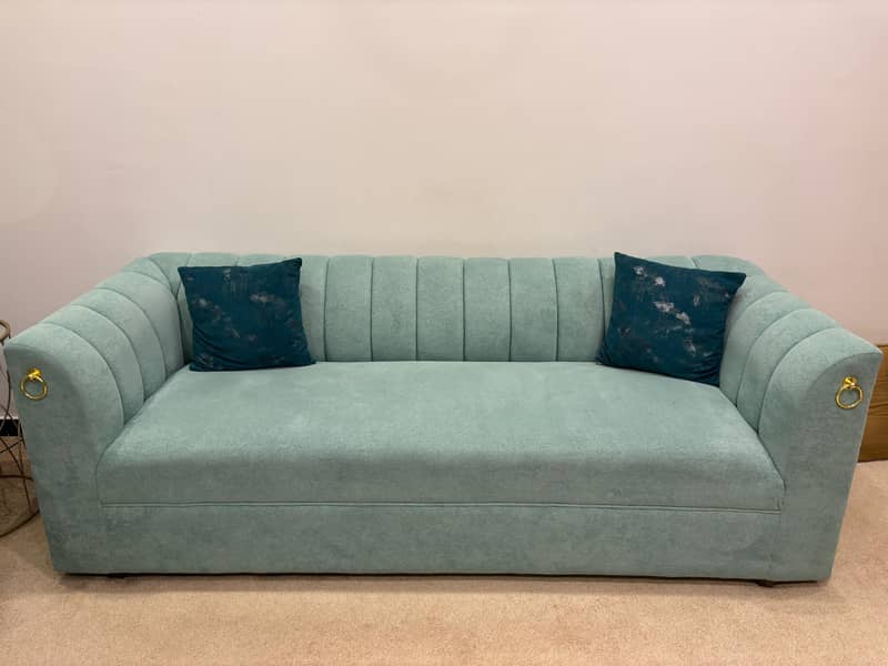 5 seater sofa 0