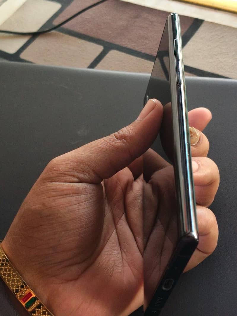 Samsung Mobile Note 10 Plus 5