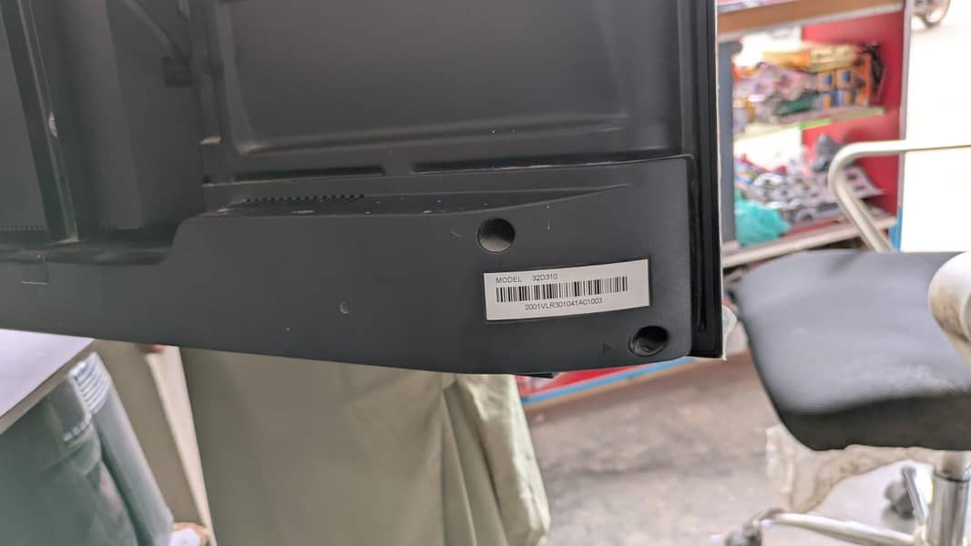 MODEL 320310 1