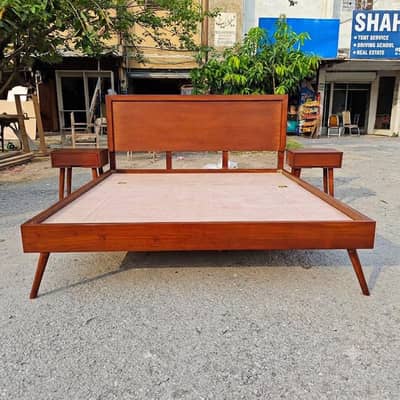 Mid century bed with sidetables