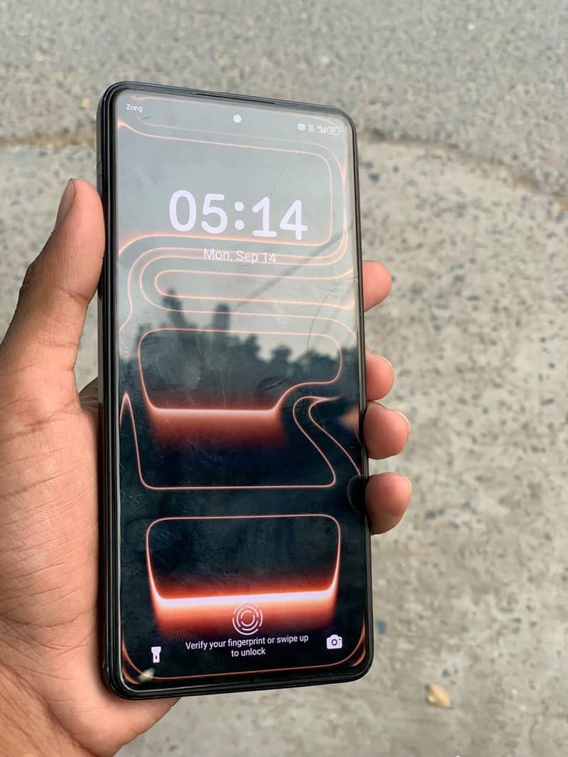 Tecno CAMON 20 1