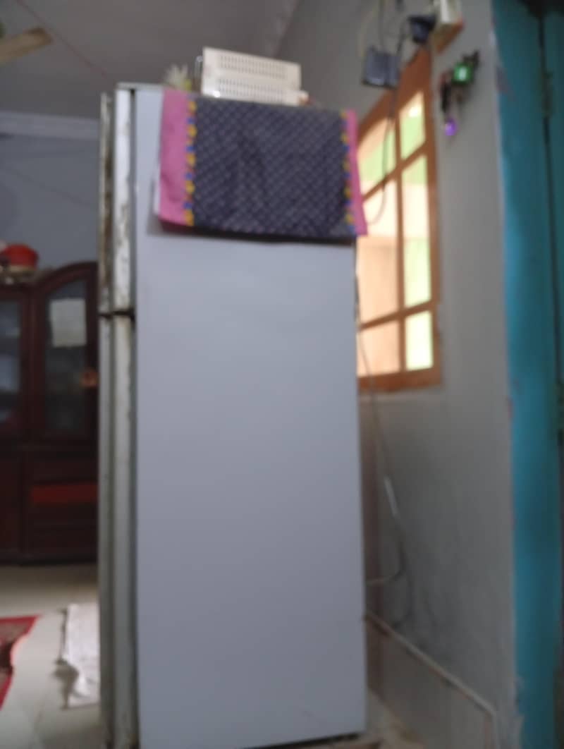 dawlance fridge 2