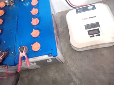 Cyber power ups + solar 2kva 24v working condition for double battery