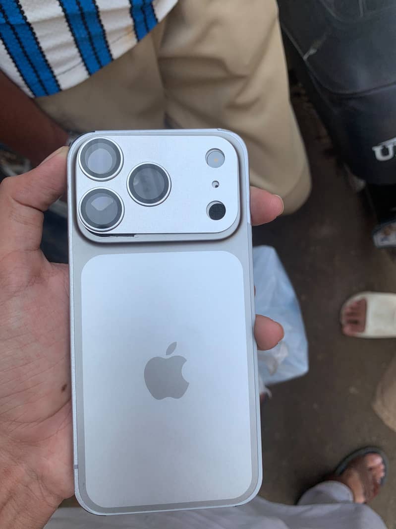 Apple iPhone 12 0