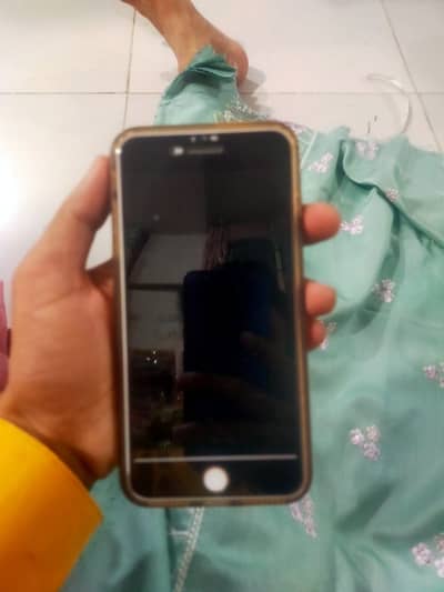 Apple iPhone 8 Plus 64 gp mdm