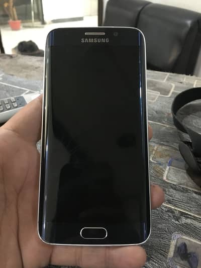 Samsung s6 edge . .