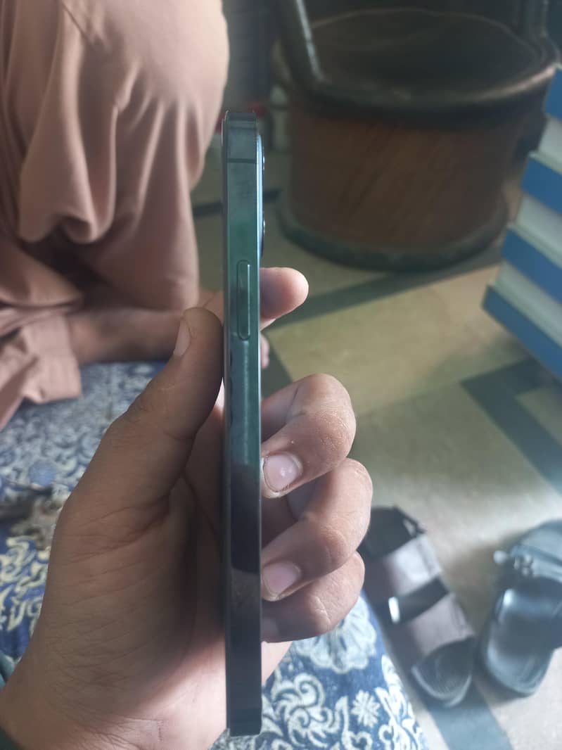Apple iPhone 12 Pro 1