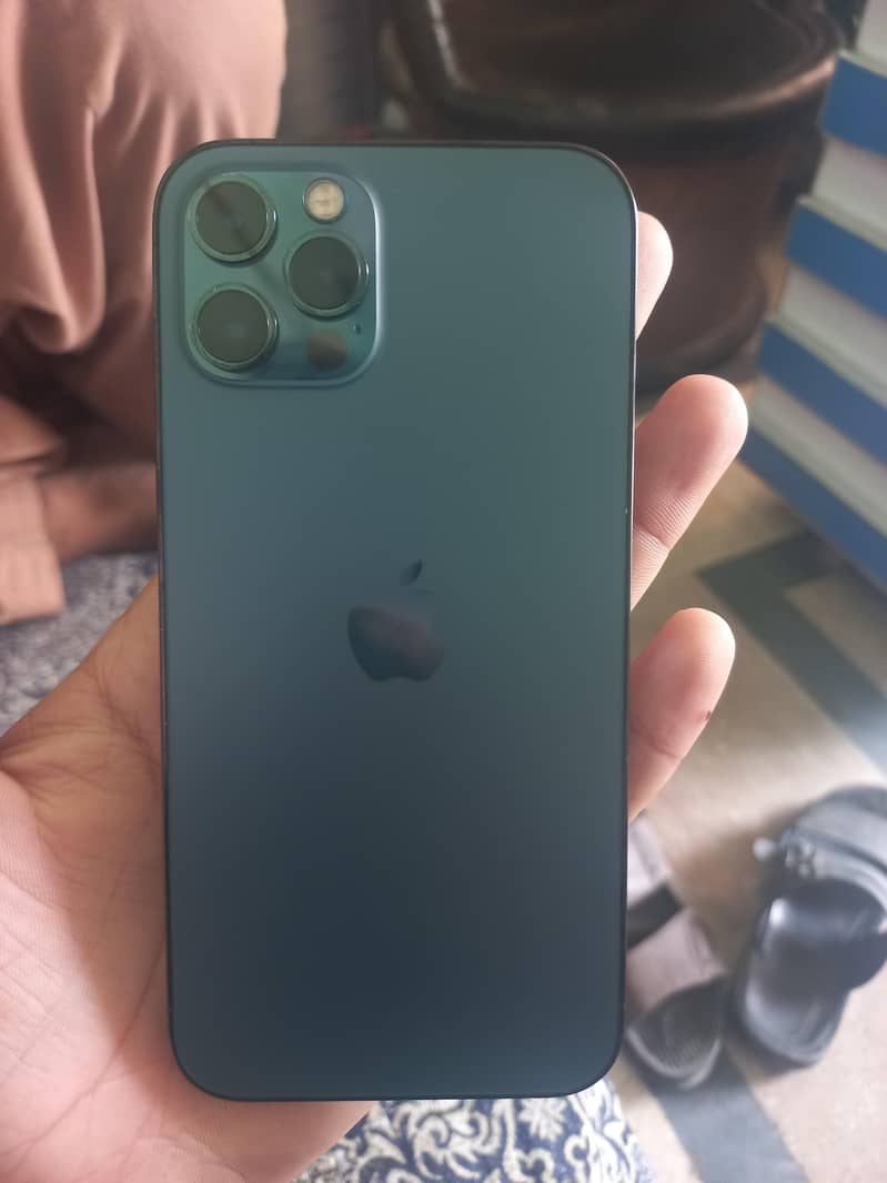Apple iPhone 12 Pro 2