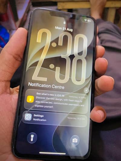 Apple iPhone 11 Pro Max sim working