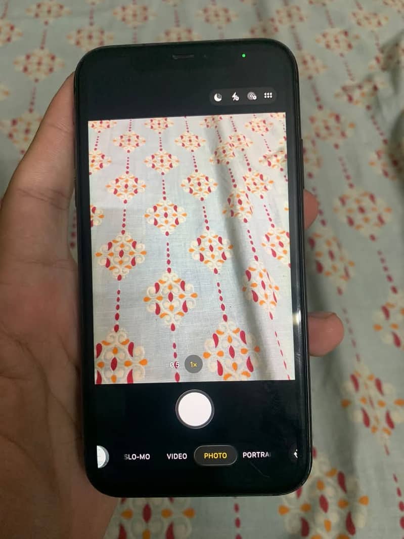 Apple iPhone 11 6