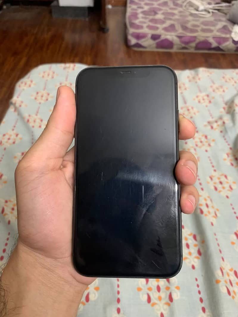 Apple iPhone 11 12
