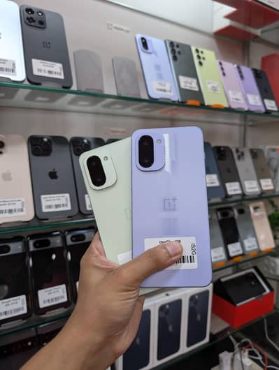 One Plus 15R 12/256 GB Non Pta Full Sim Time