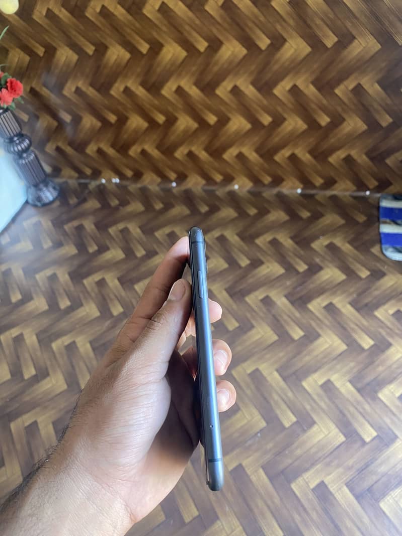 iphone11 4