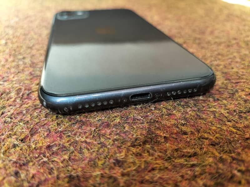 Apple iPhone 7