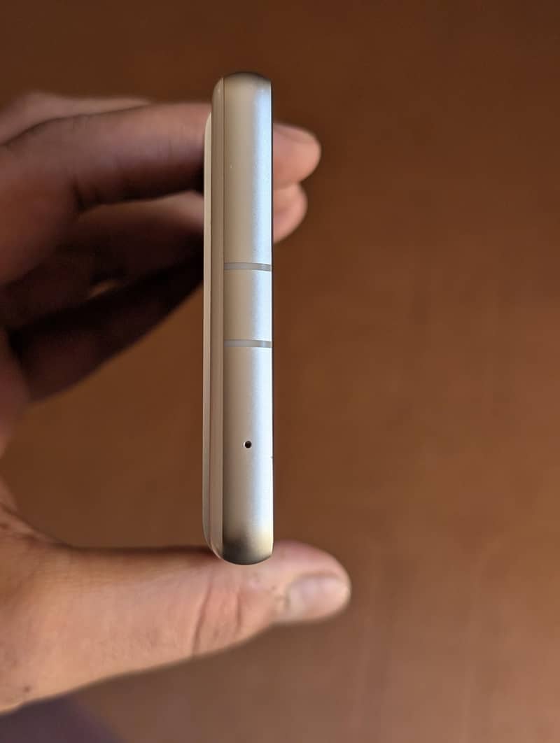 Google Pixel 7a 6