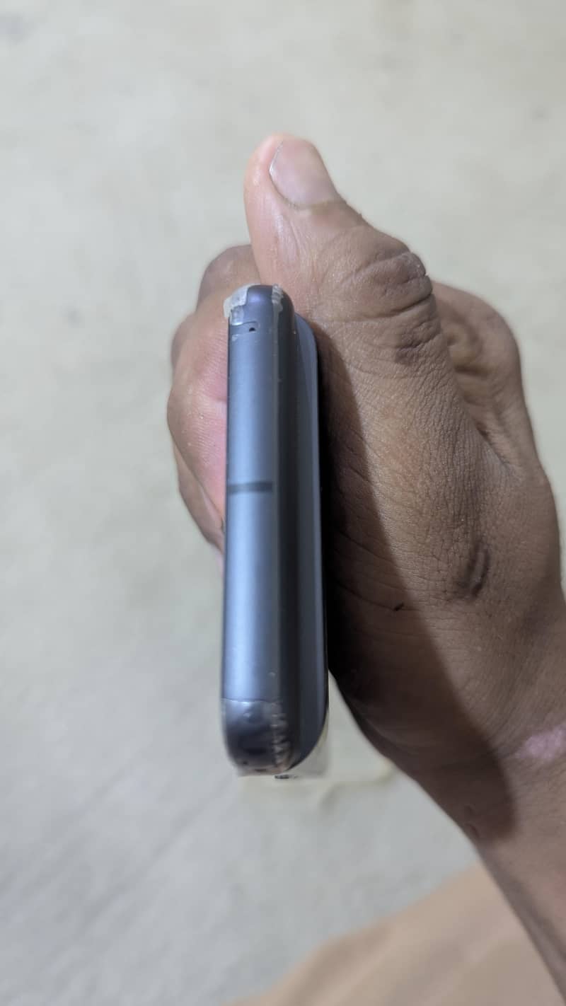 Google Pixel 8 5