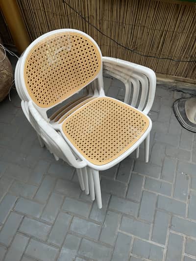 Cafe out door seating