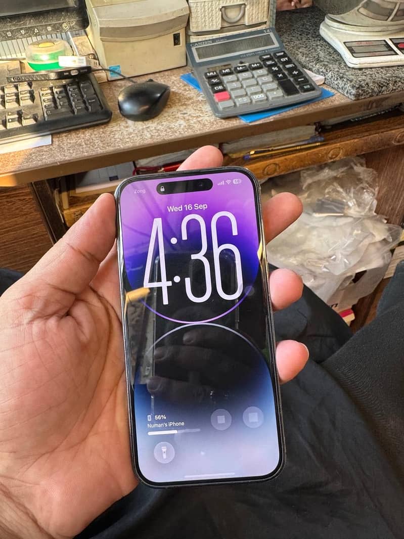 Apple iPhone 14 Pro 0