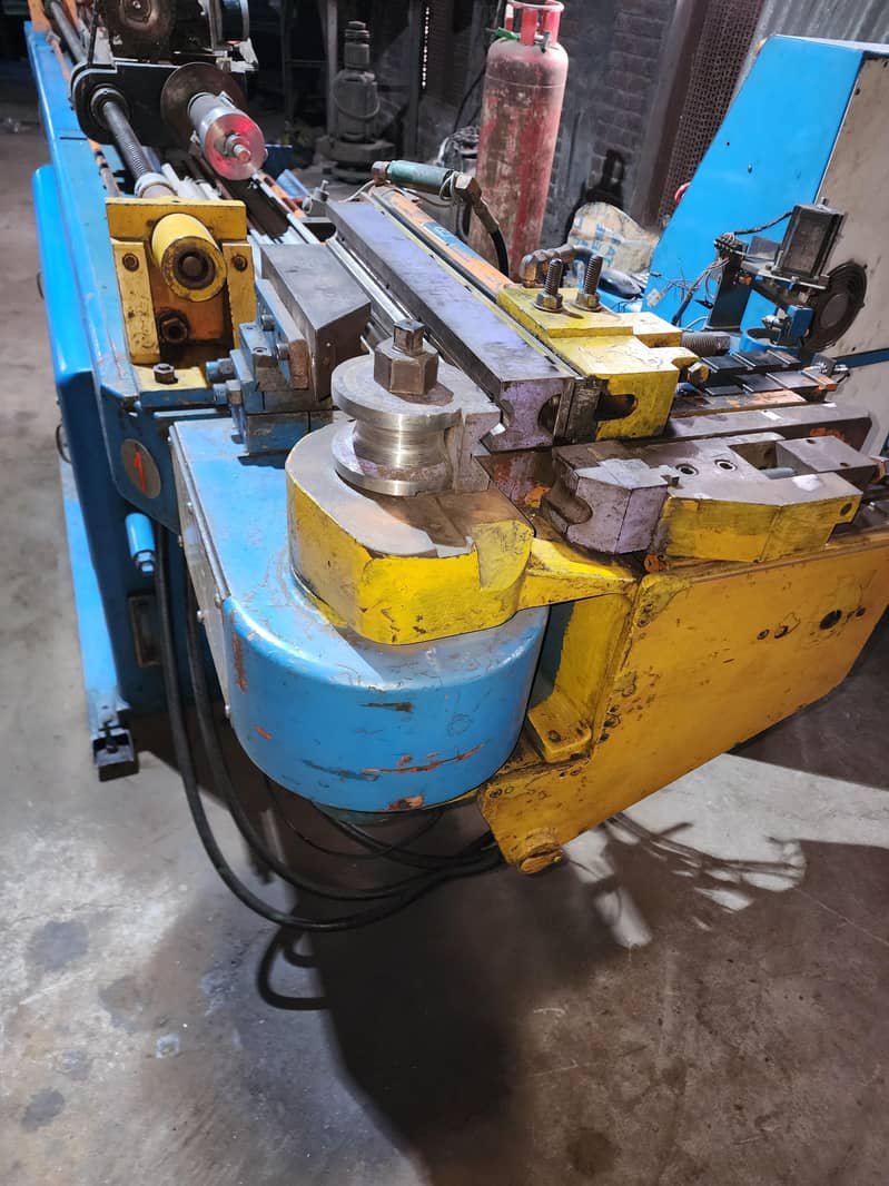 Cnc pipe Bender U. S. A 1
