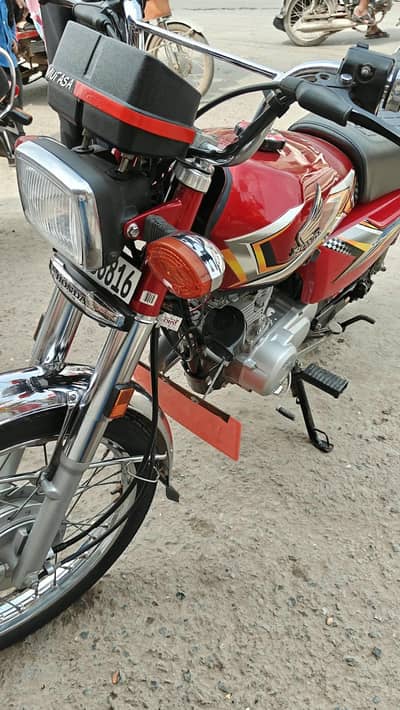 Honda 125 bilkul Saff condition