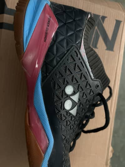 Yonex badminton shoes