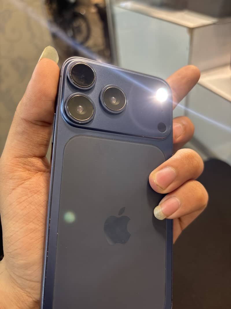 Apple iPhone X convert 17 pro 2