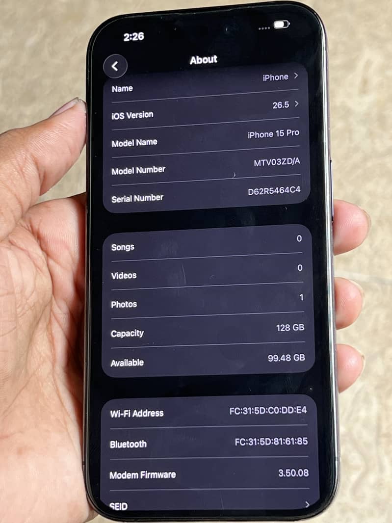 Apple iPhone 15 Pro 4