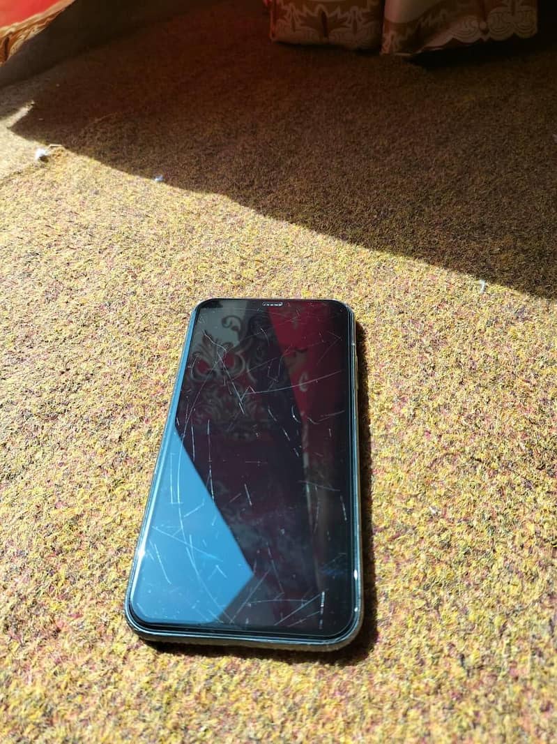 Apple iPhone 11 Pro 3