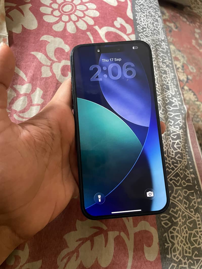iPhone 16 plus 0