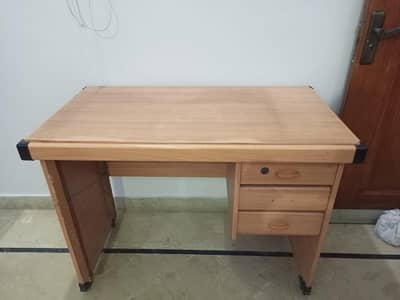 Computer Table / Study Table