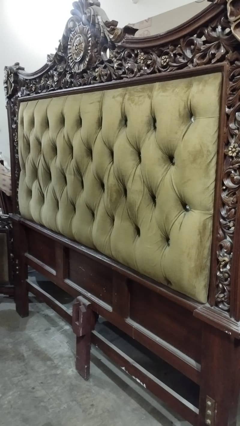 bed set with dressing table 4