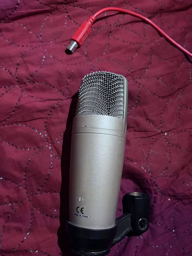 Behringer C1 condenser microphone 2