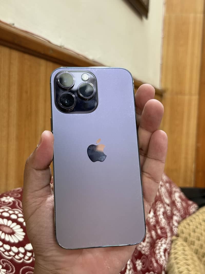 Apple iPhone 14 Pro Max 3