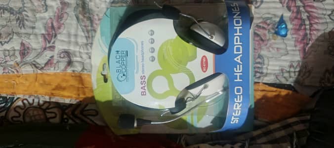 Computer earphone & mice for sale.