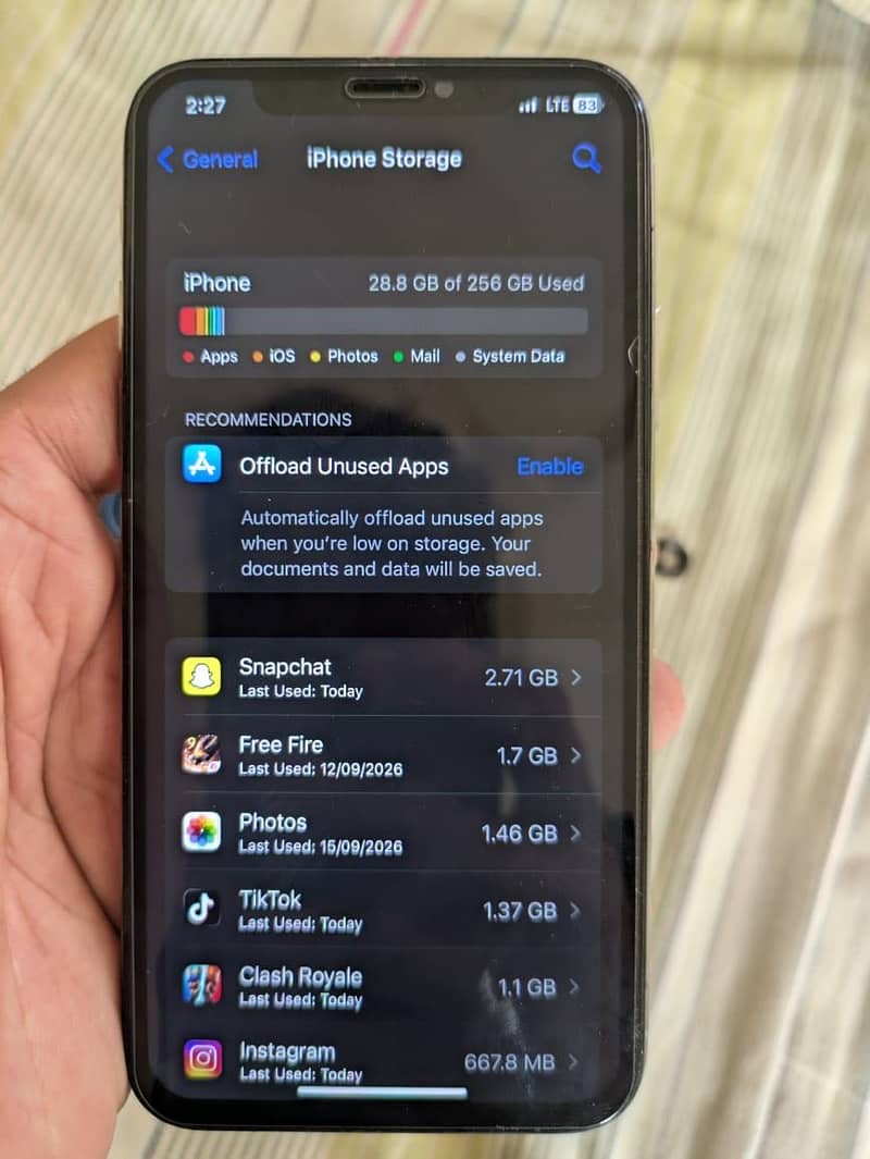 Apple iPhone X 6