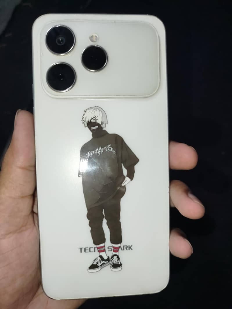 Tecno spark 40 4
