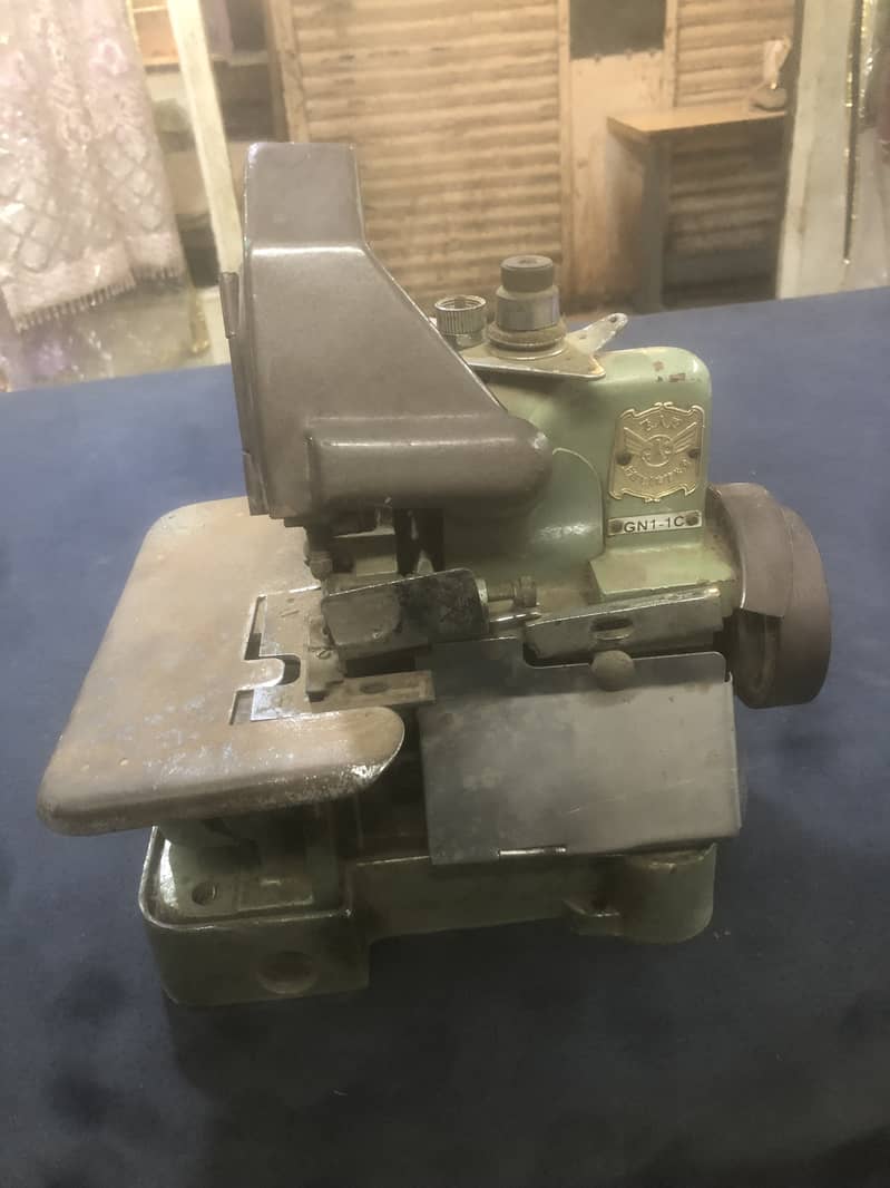 Overlock machine 2