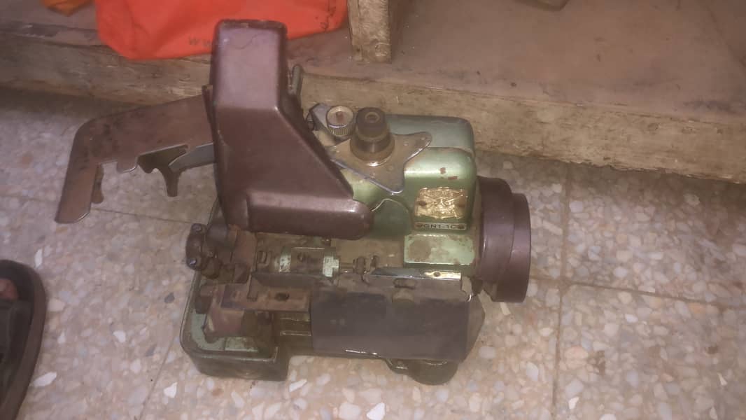 Overlock machine 3