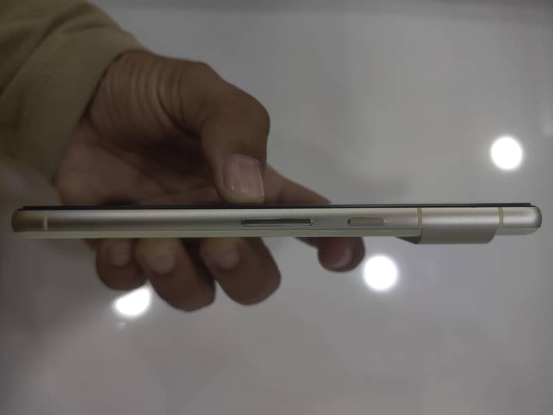 Google Pixel 7 3