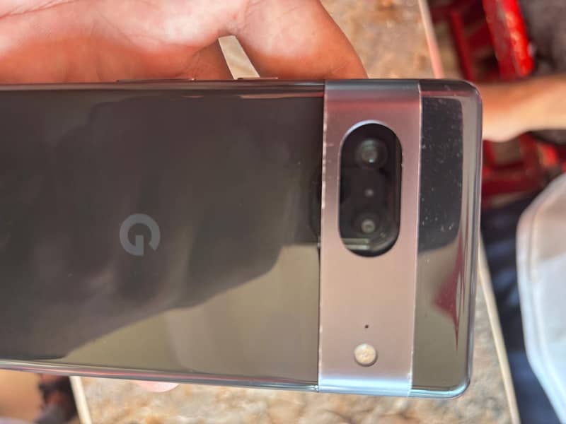 Google Pixel 7 4