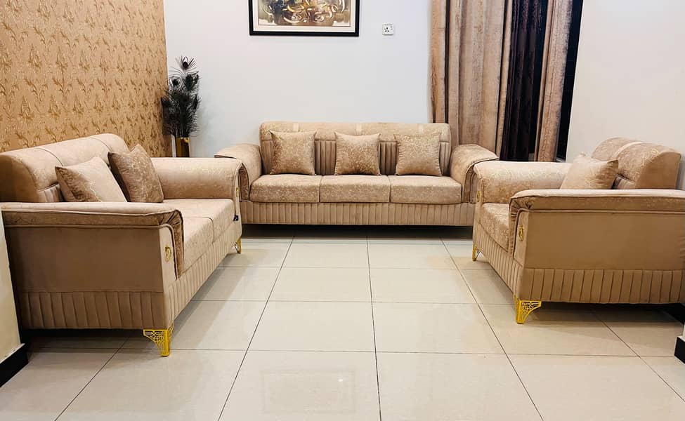 Sofa Set 0
